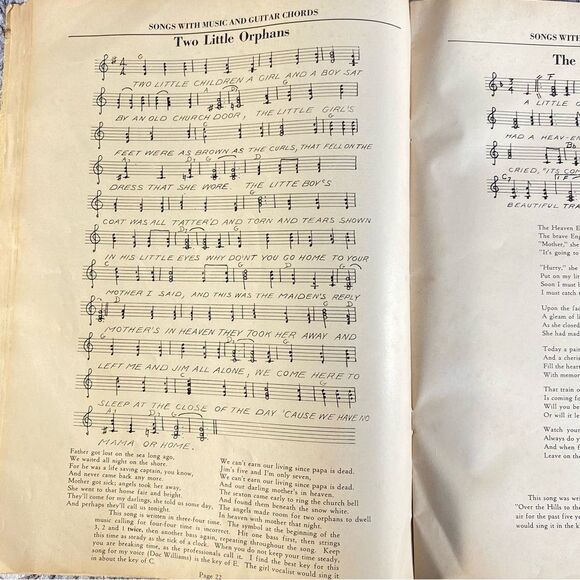 Vintage Guitar Chords Book by Doc Williams Copyright 1943 - Picture 8 of 10